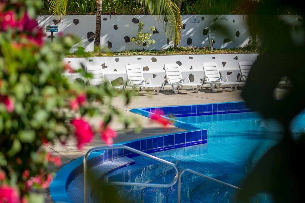 Hotel Colinas Del Sol Атенас Экстерьер фото